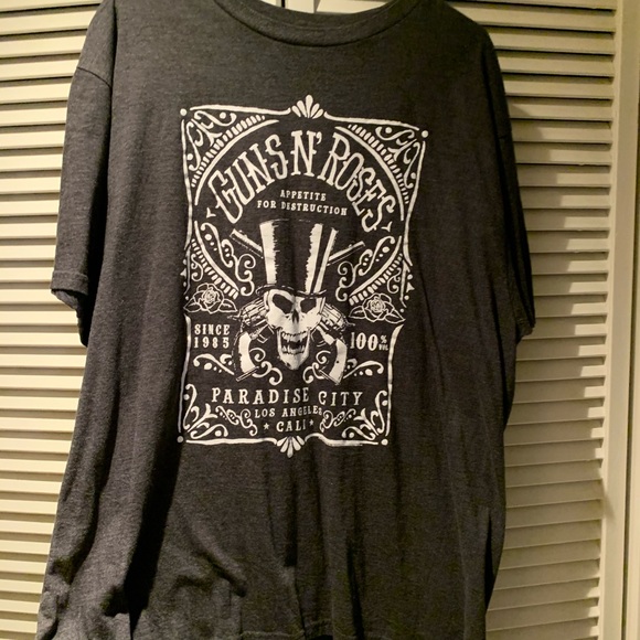 Other - Guns N Roses T Shirt